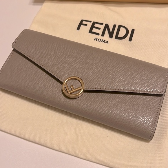 Fendi Logo Plaque Continental Wallet - Picture 8 of 17